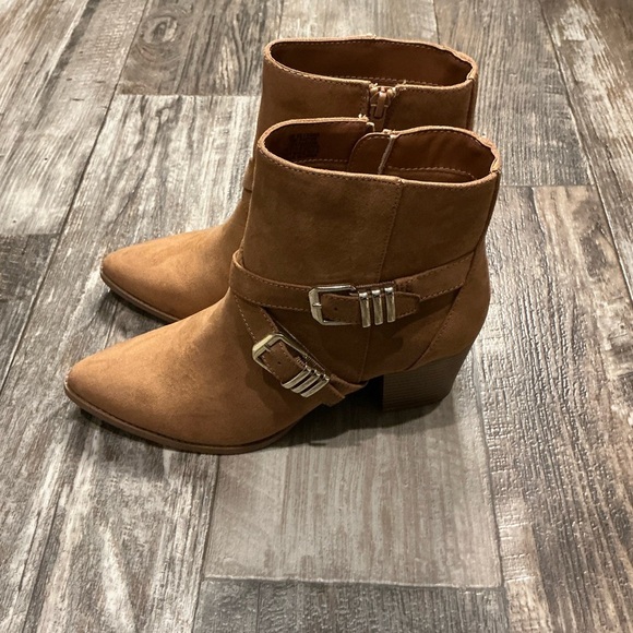 Sun + Stone Stylish Tan Ankle Boots Size 8 - Picture 7 of 12